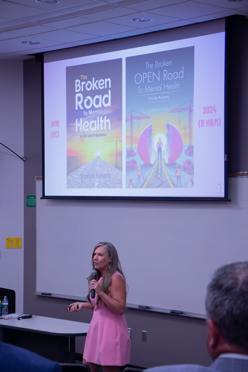 Sharon Fekete presenting her two books to an audience